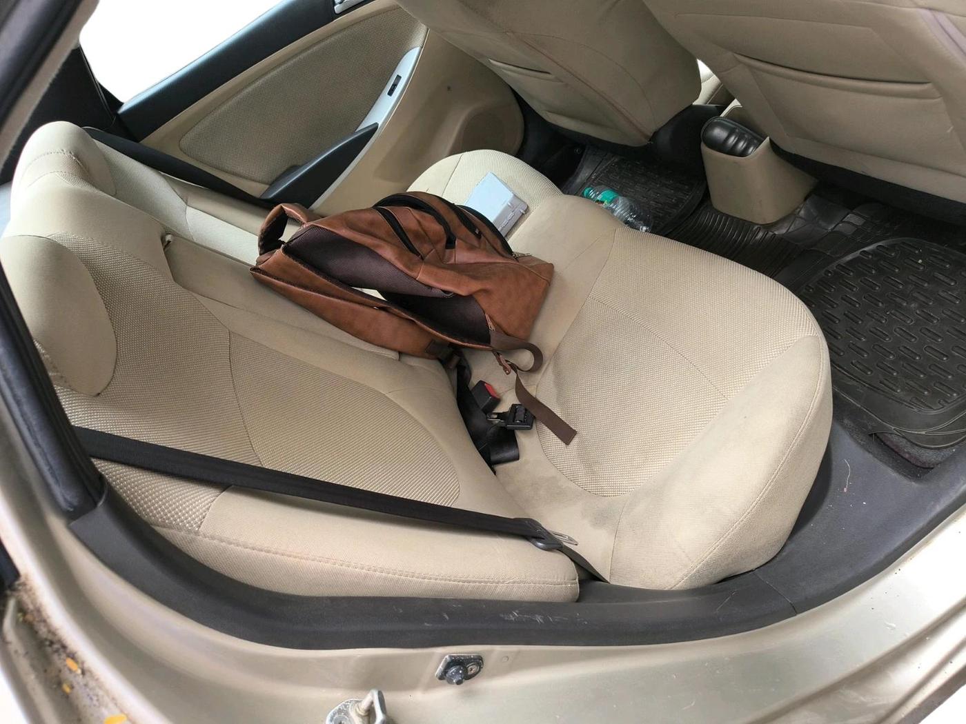 2011 Hyundai Verna FLUIDIC 1.4 VTVT, Petrol, Manual, 69,869 km, interior