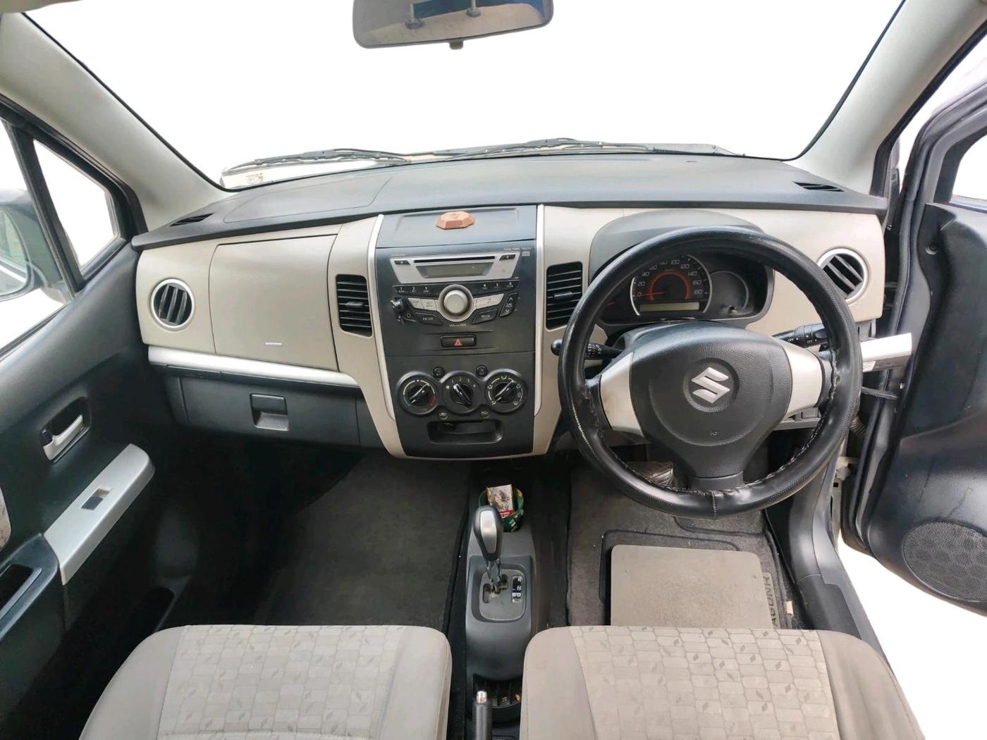 2016 Maruti Wagon R 1.0 VXI AMT, Petrol, Automatic, 1,11,106 km, interior