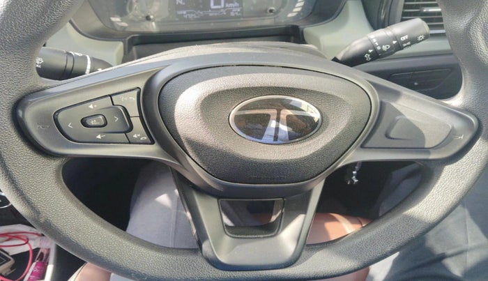 2024 Tata PUNCH ADVENTURE RHYTHM PACK AMT, Petrol, Automatic, 14,897 km, interior