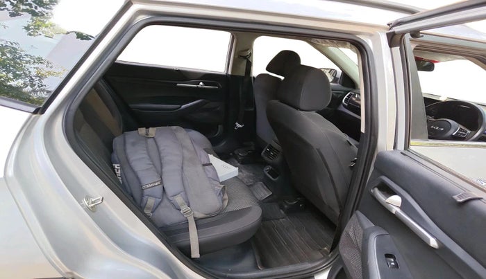 2022 KIA SELTOS HTK PLUS 1.5 DIESEL, Diesel, Manual, 1,03,887 km, interior