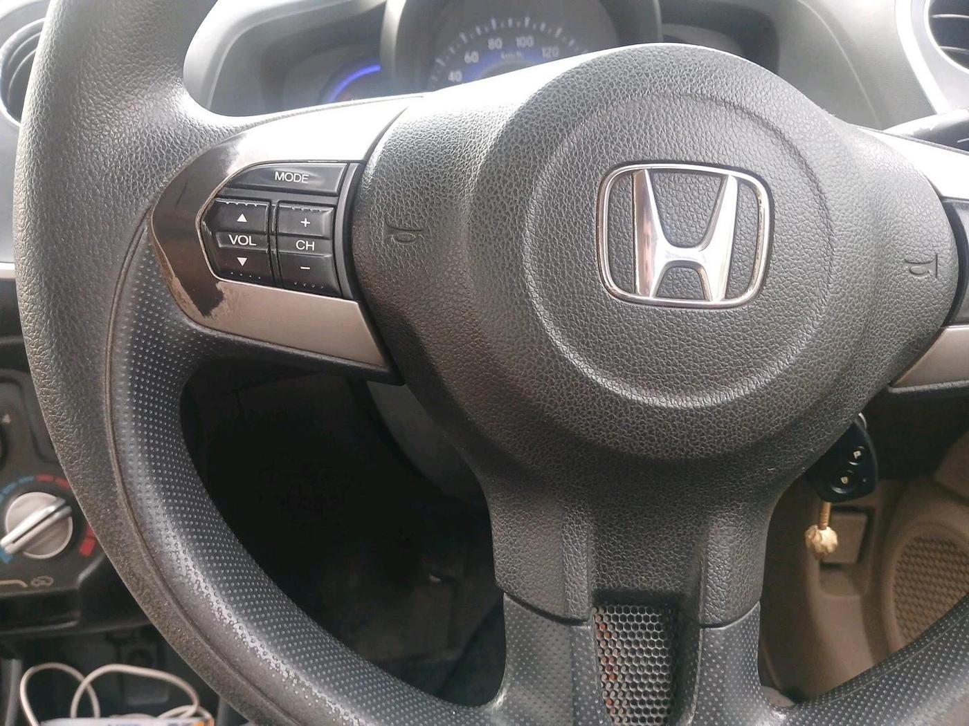 2014 Honda Mobilio 1.5L I-VTEC S, Petrol, Manual, 73,467 km, interior