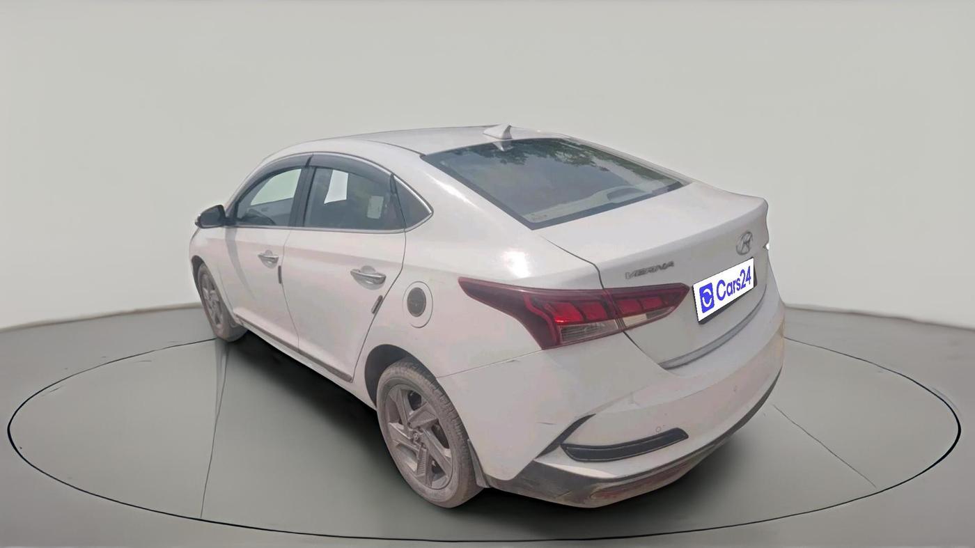 2021 Hyundai Verna SX 1.5 VTVT, CNG, Manual, 32,439 km, exterior
