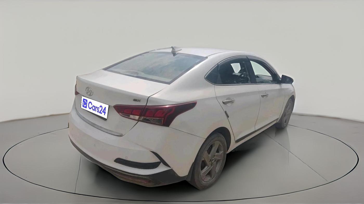 2021 Hyundai Verna SX 1.5 VTVT, CNG, Manual, 32,439 km, exterior