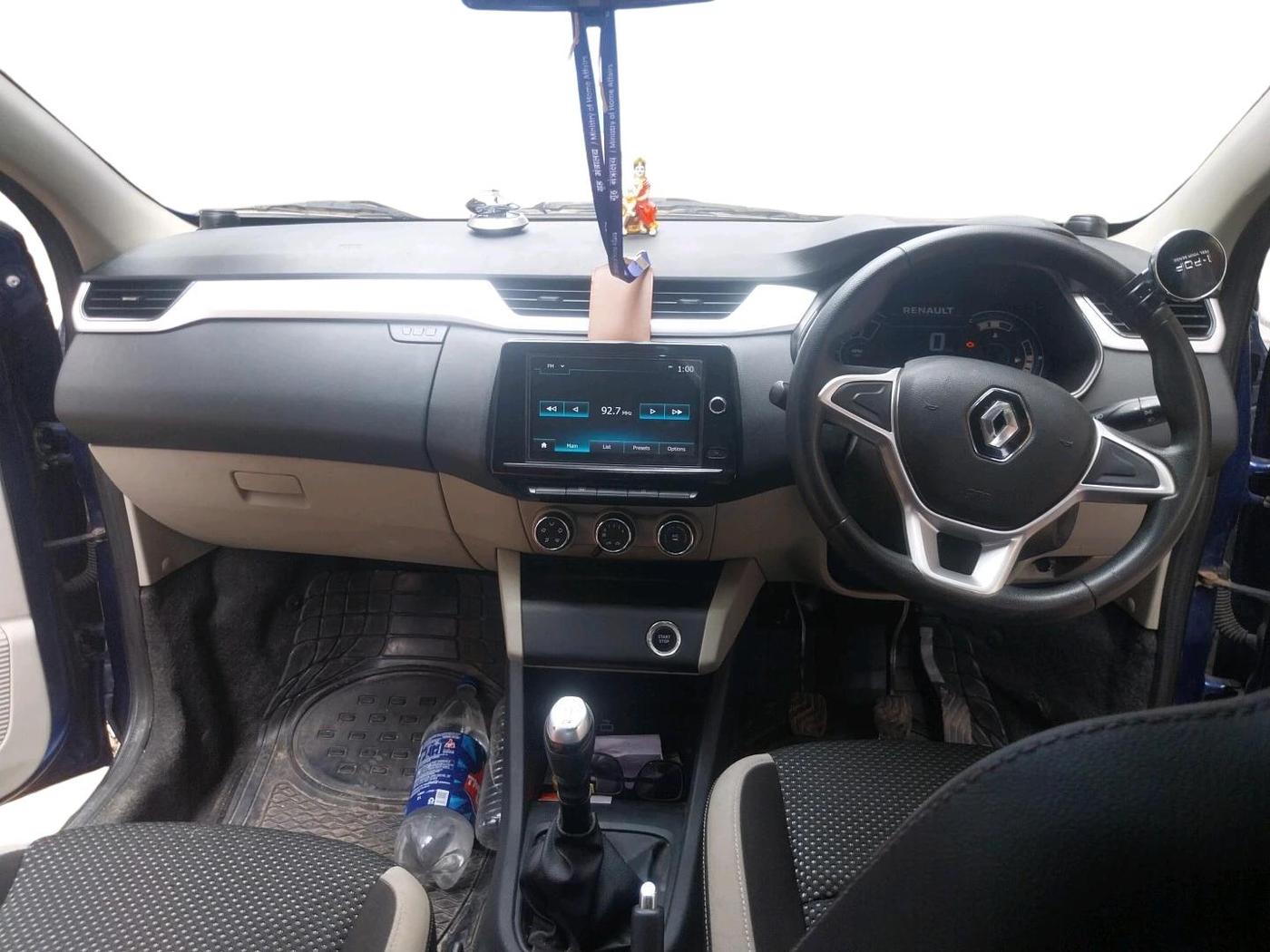 2019 Renault TRIBER RXZ, Petrol, Manual, 17,181 km, interior