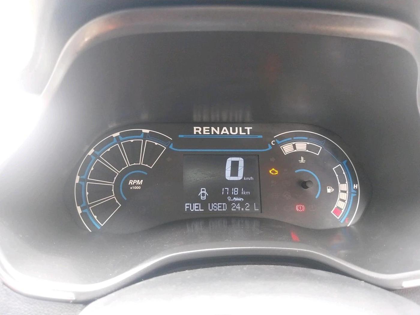 2019 Renault TRIBER RXZ, Petrol, Manual, 17,181 km, interior