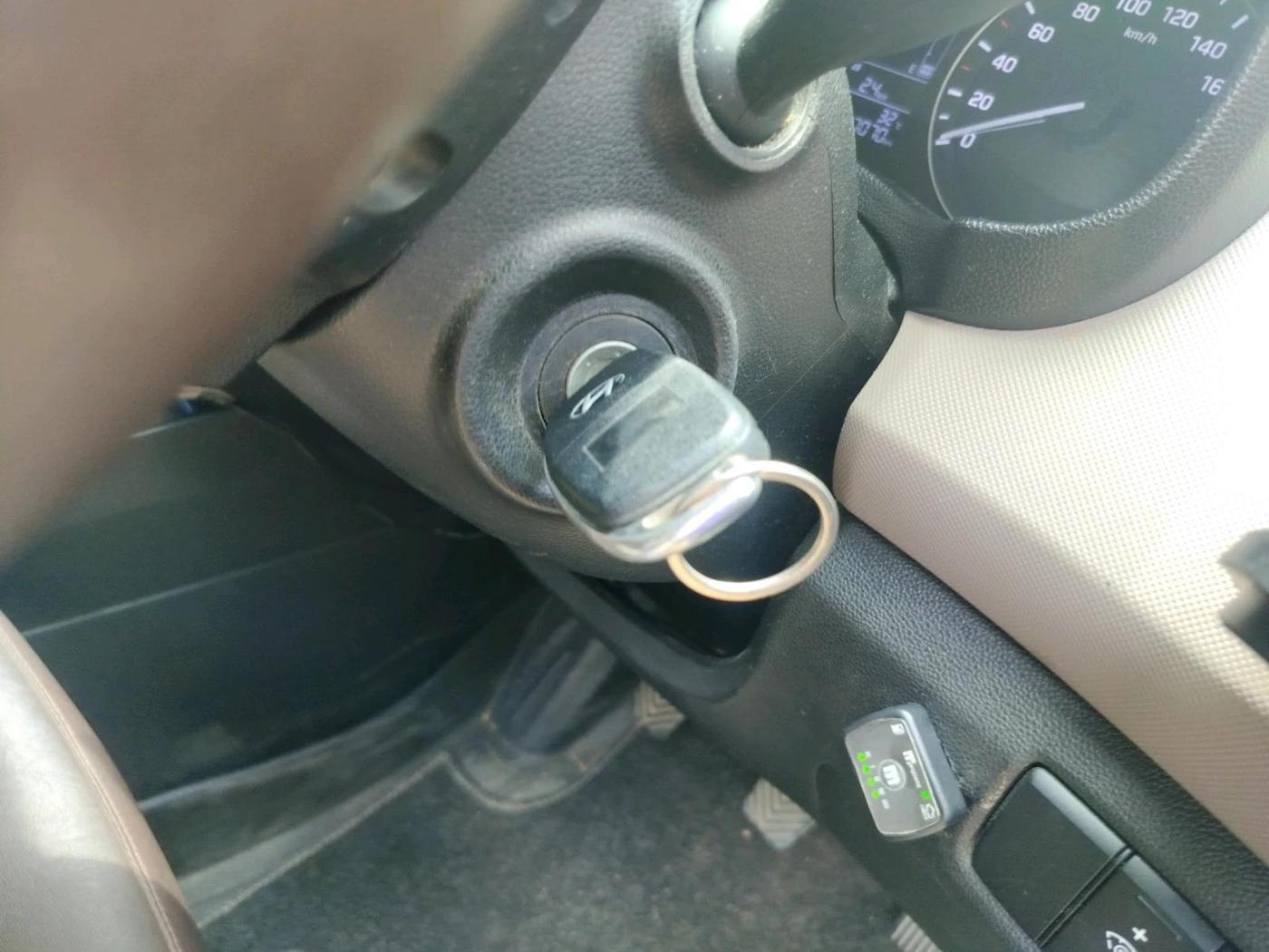 2018 Hyundai Creta E PLUS 1.6 PETROL, CNG, Manual, 67,070 km, interior