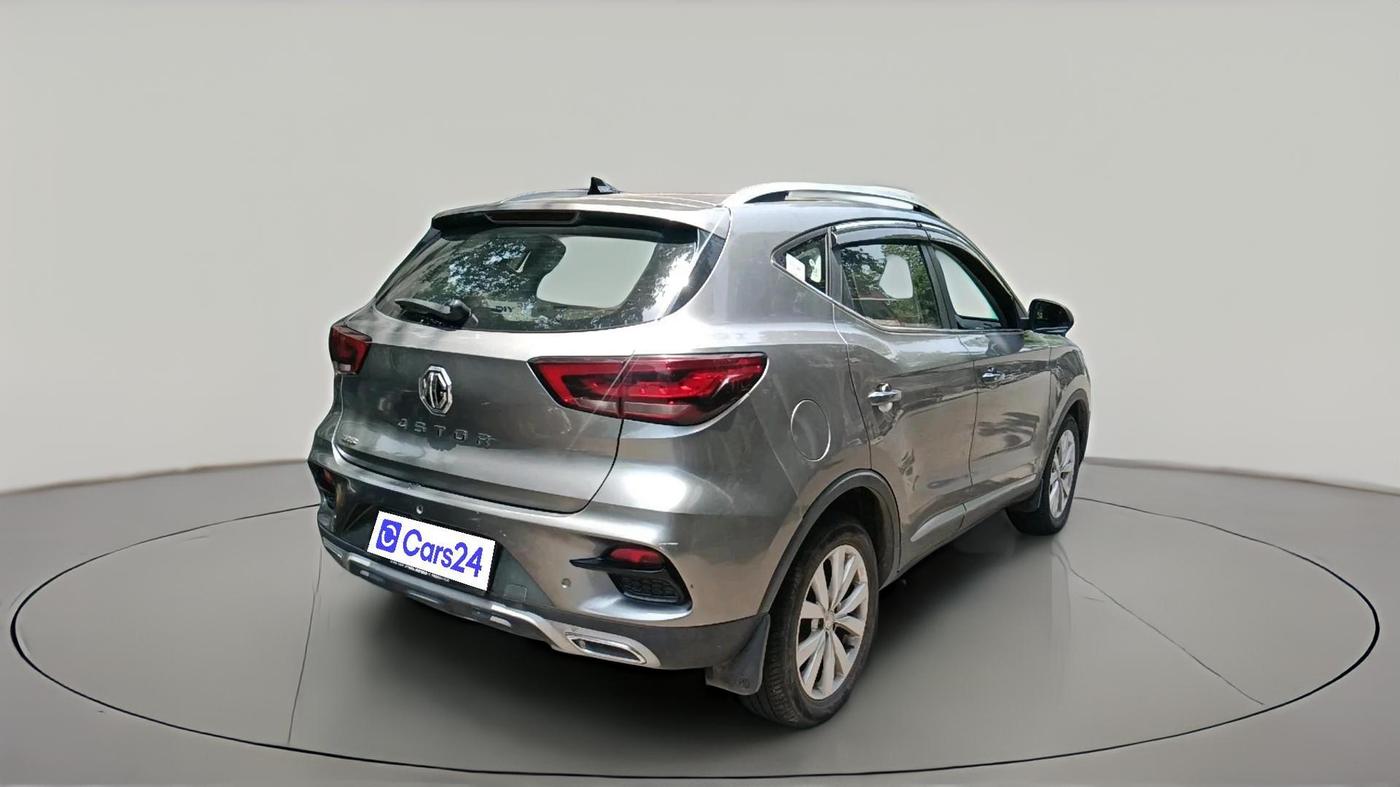 2024 MG ASTOR Select 1.5 CVT (Ivory), Petrol, Automatic, 16,726 km, exterior