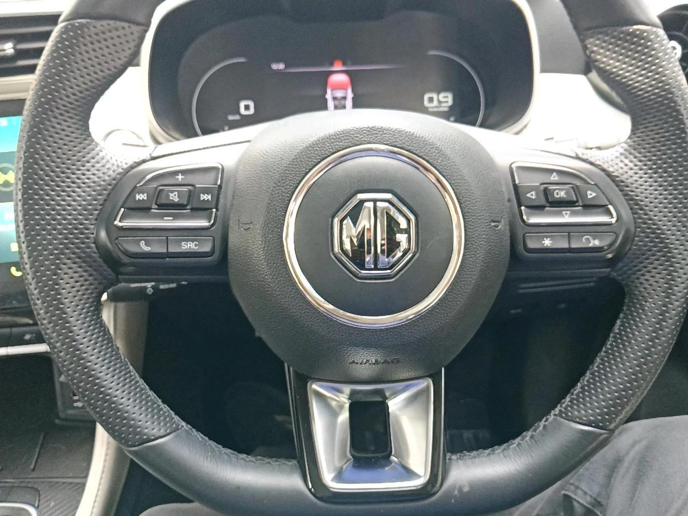 2024 MG ASTOR Select 1.5 CVT (Ivory), Petrol, Automatic, 16,726 km, interior