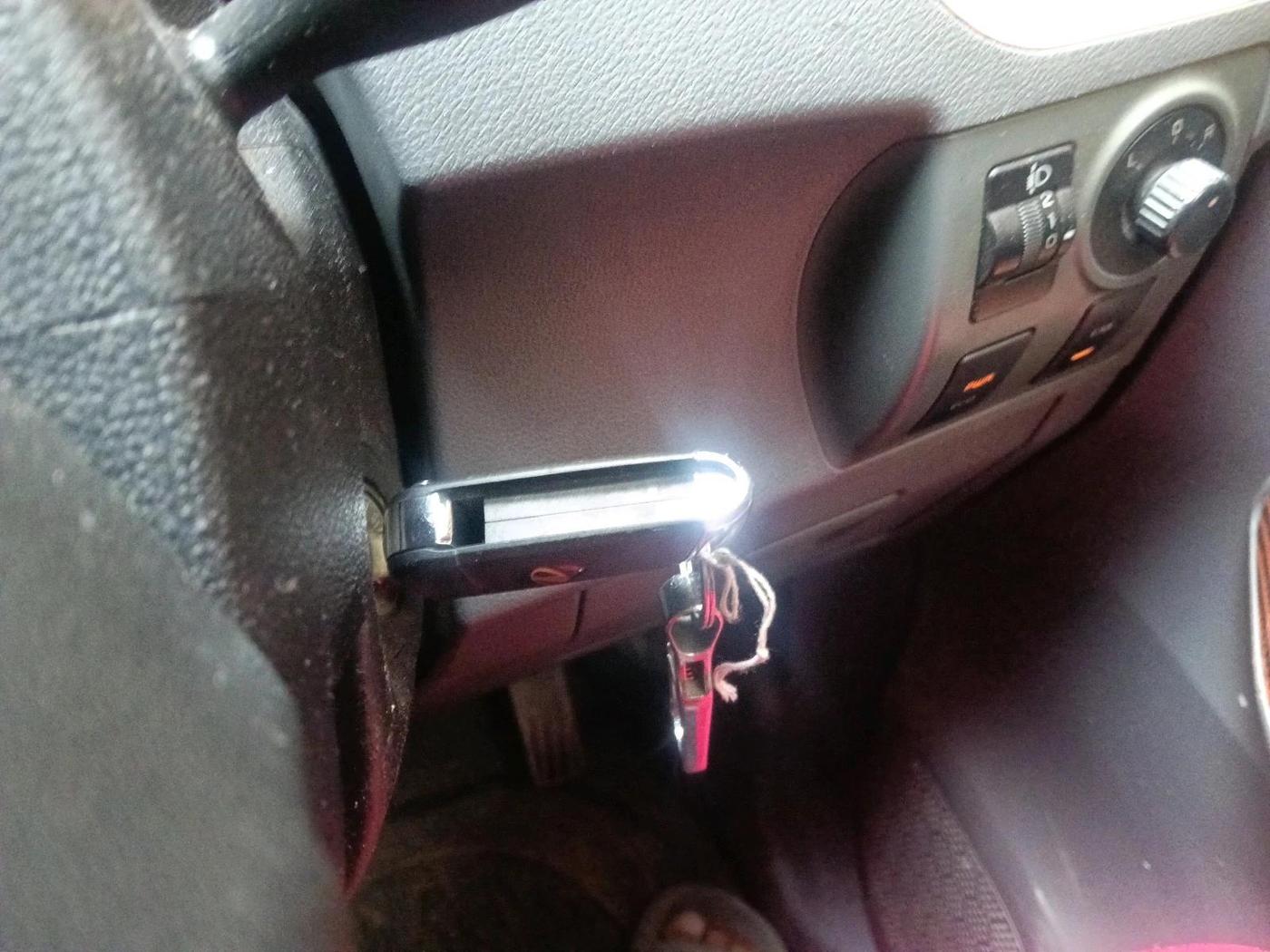 2017 Mahindra KUV 100 NXT K6+ D 6 STR, Diesel, Manual, 88,056 km, interior