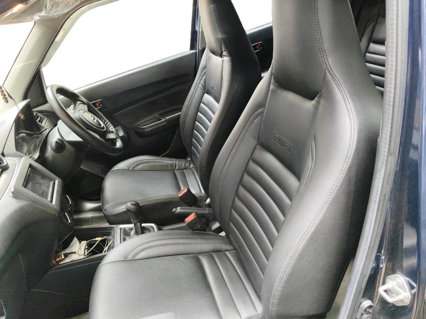2020 Maruti Swift LXI, Petrol, Manual, 20,830 km, interior