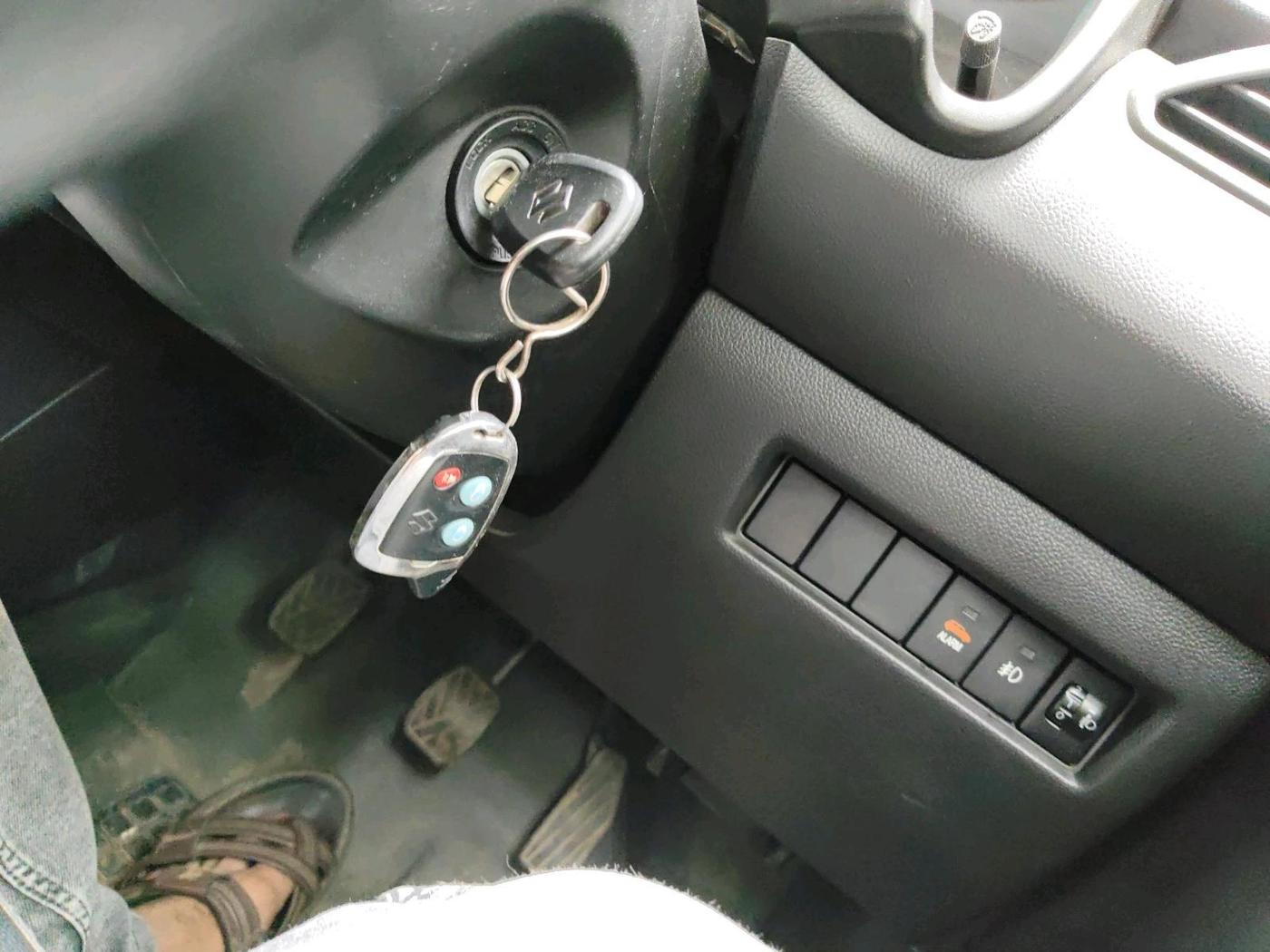 2020 Maruti Swift LXI, Petrol, Manual, 20,830 km, interior