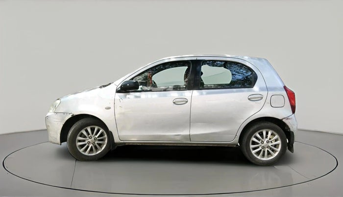 2011 Toyota Etios Liva V, Petrol, Manual, 52,591 km, exterior