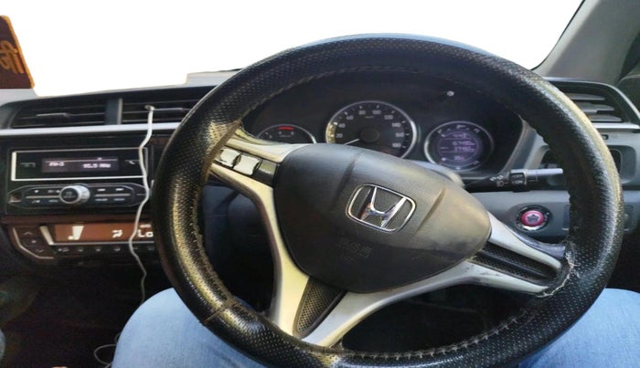 2016 Honda BR-V 1.5L I- DTEC V, Diesel, Manual, 1,67,490 km, interior