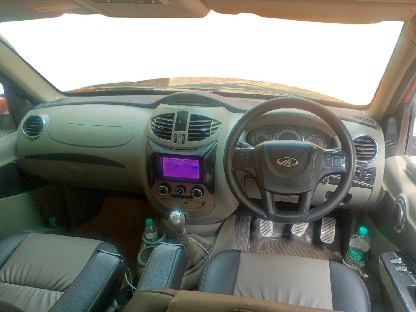 2016 Mahindra NUVOSPORT N8, Diesel, Manual, 1,15,898 km, interior