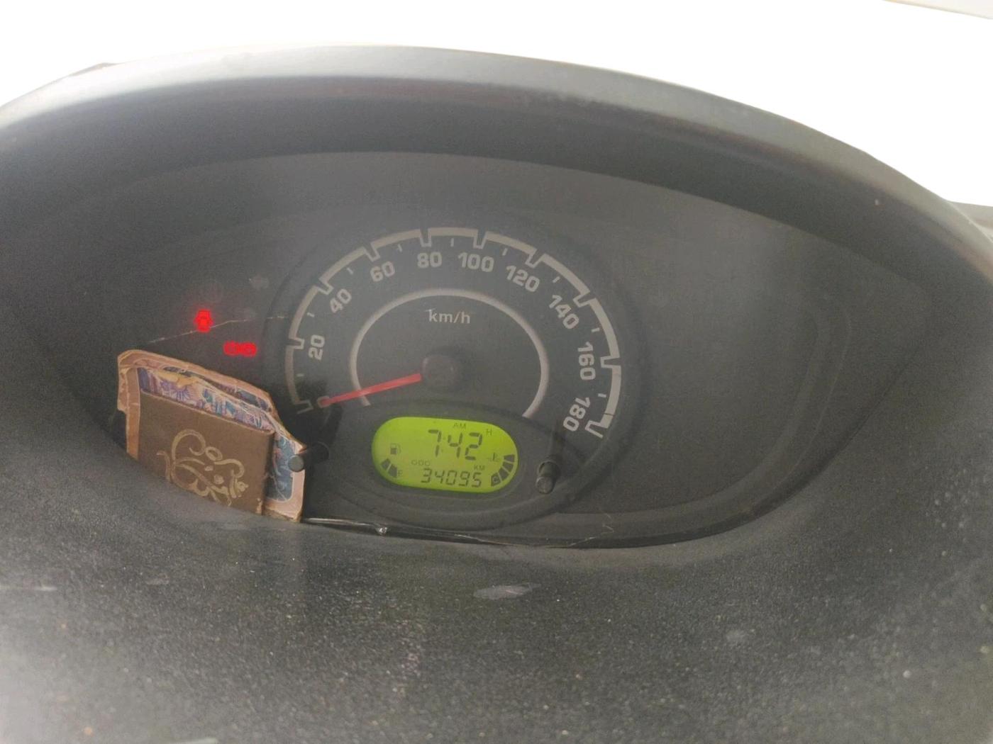 2011 Chevrolet Spark LS 1.0, Petrol, Manual, 34,095 km, interior