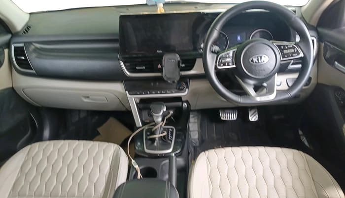 2020 KIA SELTOS HTX IVT 1.5 PETROL, CNG, Automatic, 68,185 km, interior