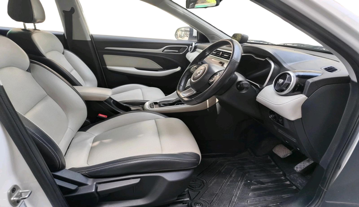 2022 MG ASTOR SMART 1.5 CVT, Petrol, Automatic, 59,799 km, interior
