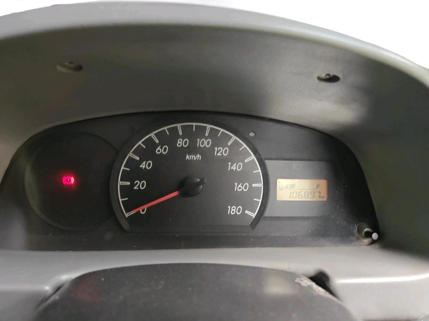 2011 Maruti Alto LXI, CNG, Manual, 1,06,897 km, interior