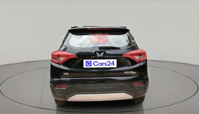 2023 Mahindra XUV300 W8 (O) 1.2 PETROL, Petrol, Manual, 44,191 km, exterior