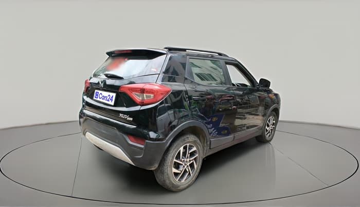 2023 Mahindra XUV300 W8 (O) 1.2 PETROL, Petrol, Manual, 44,191 km, exterior