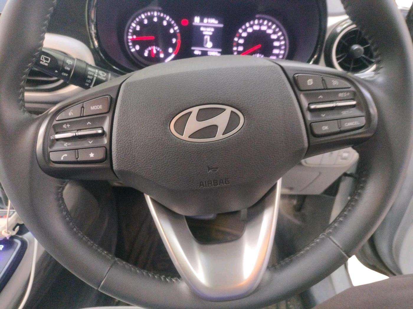 2024 Hyundai GRAND I10 NIOS ASTA AMT 1.2 KAPPA VTVT, Petrol, Automatic, 13,459 km, interior