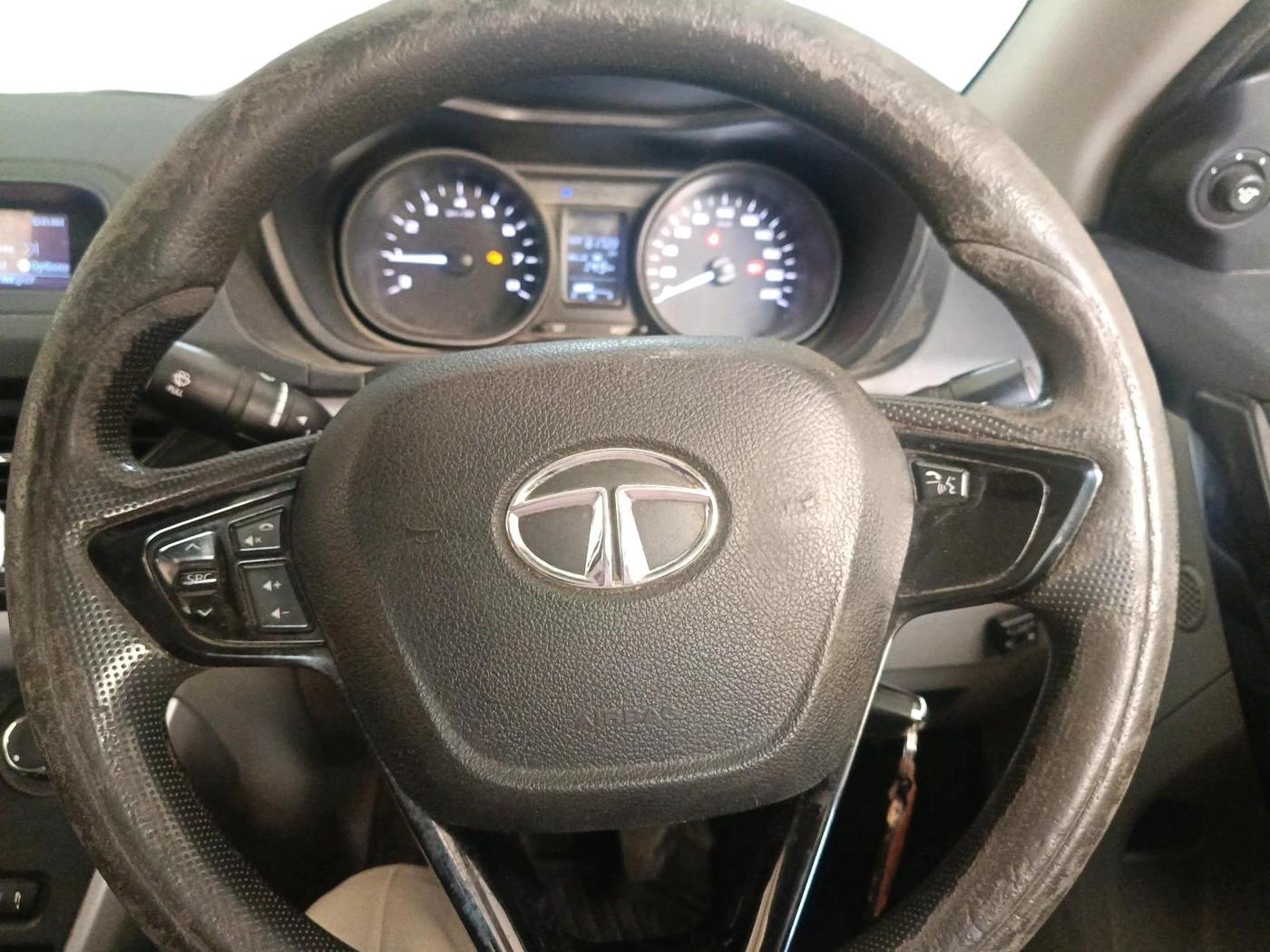 2019 Tata NEXON XM PETROL, CNG, Manual, 62,000 km, interior