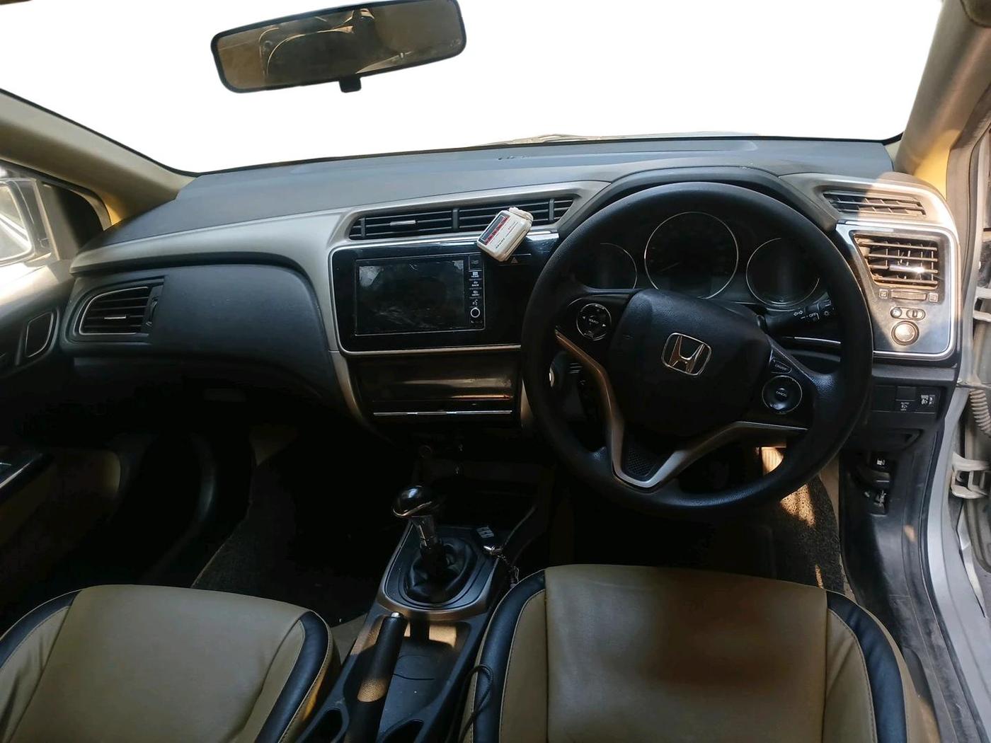 2018 Honda City 1.5L I-VTEC V MT, Petrol, Manual, 80,200 km, interior