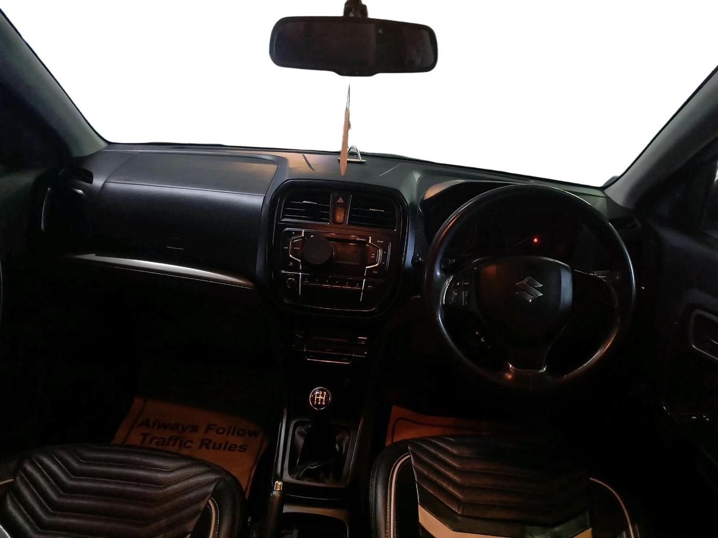 2018 Maruti Vitara Brezza ZDI, Diesel, Manual, 68,421 km, interior
