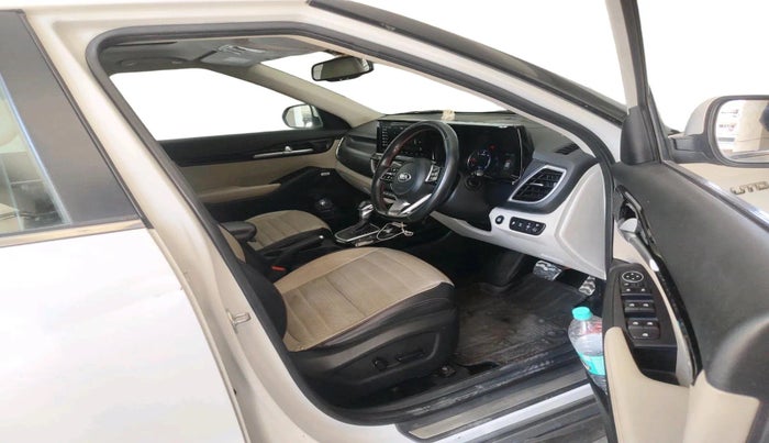 2020 KIA SELTOS GTX PLUS AT 1.5 DIESEL, Diesel, Automatic, 75,460 km, interior