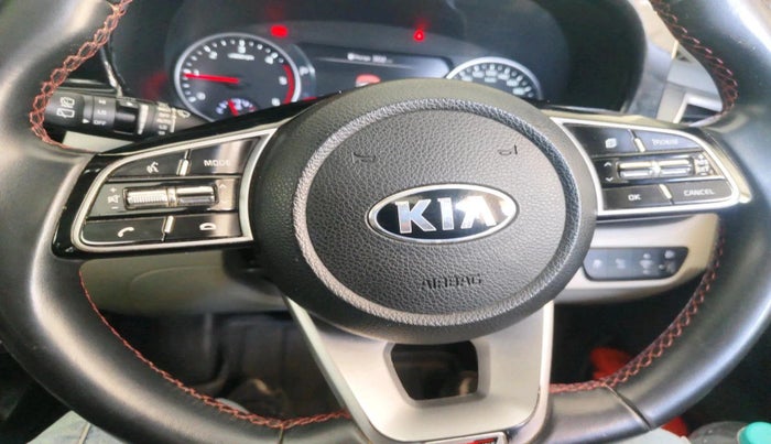 2020 KIA SELTOS GTX PLUS AT 1.5 DIESEL, Diesel, Automatic, 75,460 km, interior