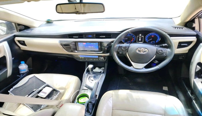 2016 Toyota Corolla Altis VL CVT PETROL, Petrol, Automatic, 1,34,882 km, interior