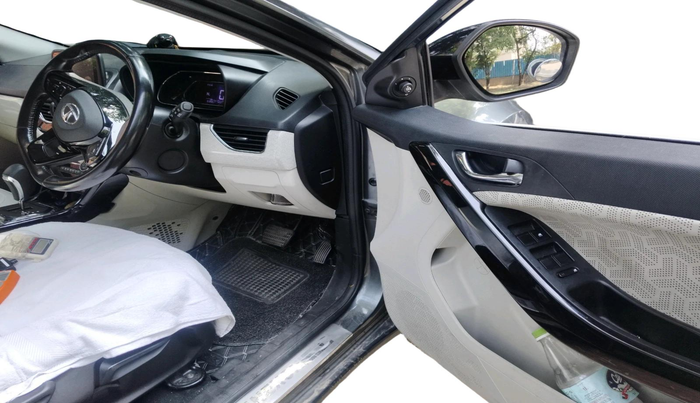2022 Tata NEXON XZA PLUS PETROL, Petrol, Automatic, 81,268 km, interior