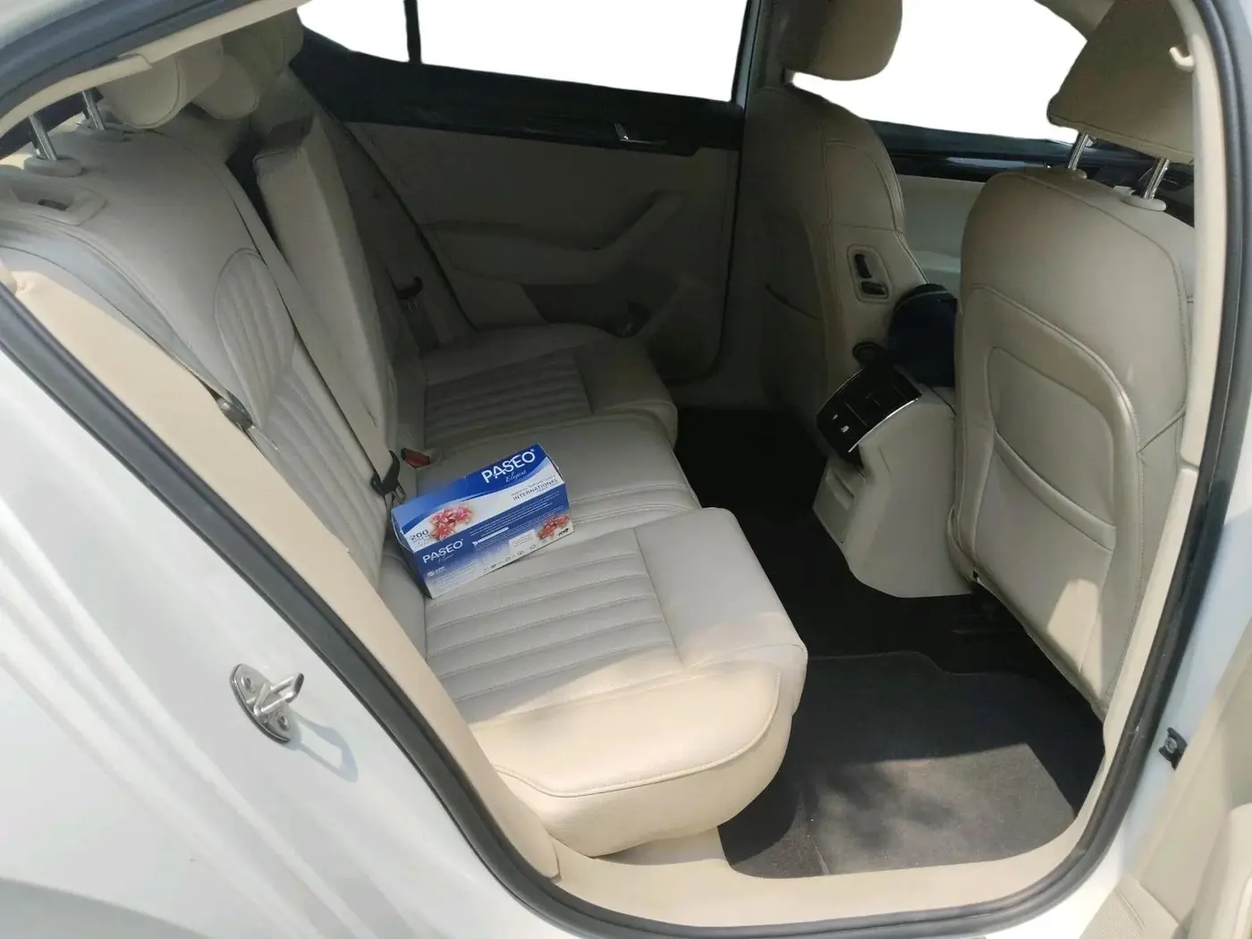 2017 Skoda Superb L&K 1.8 TSI AT, Petrol, Automatic, 1,68,029 km, interior