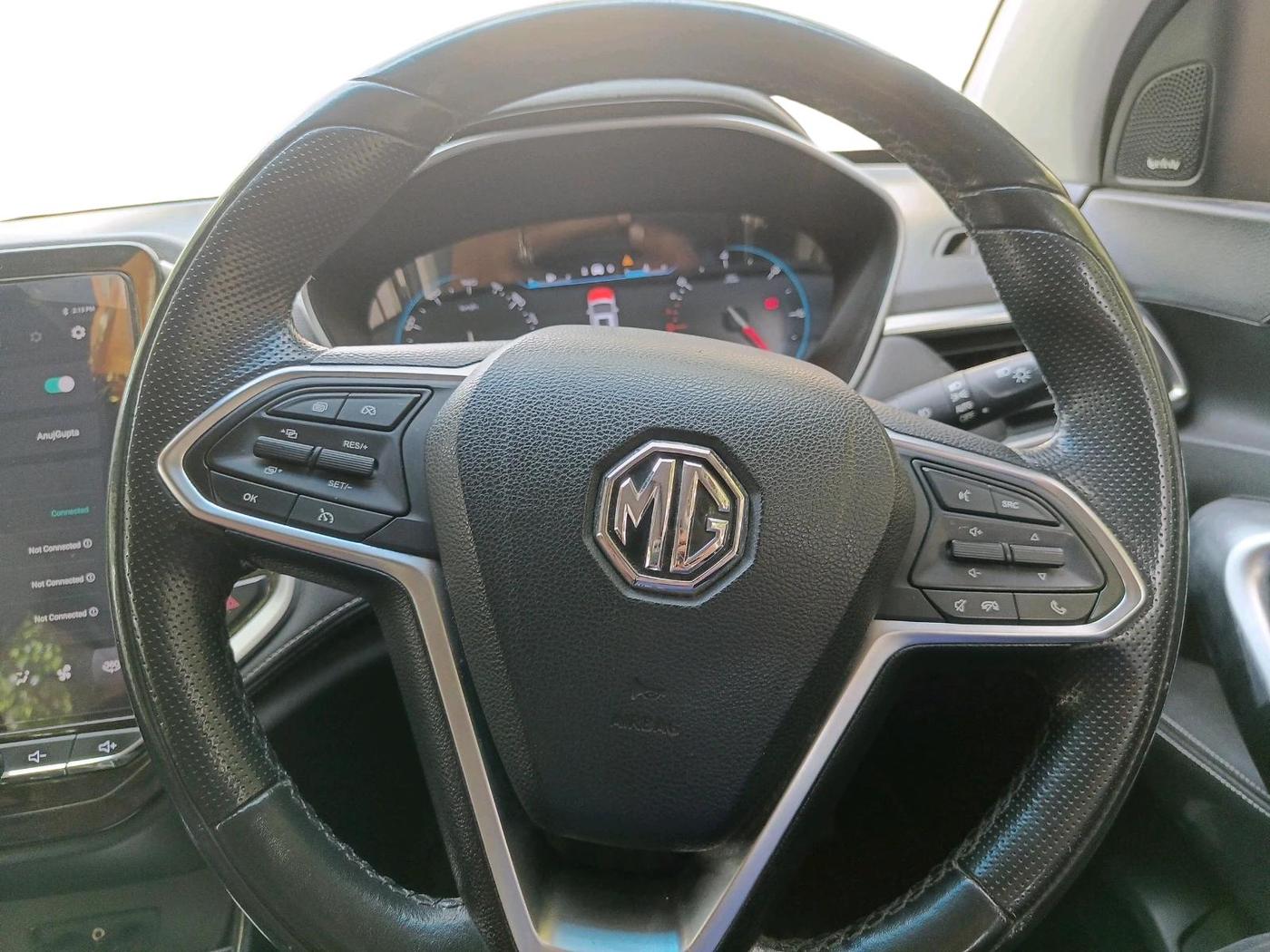 2020 MG HECTOR SHARP HYBRID 1.5 PETROL, Petrol, Manual, 35,500 km, interior