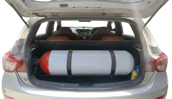 2016 Hyundai Grand i10 MAGNA 1.2 KAPPA VTVT, CNG, Manual, 68,588 km, exterior