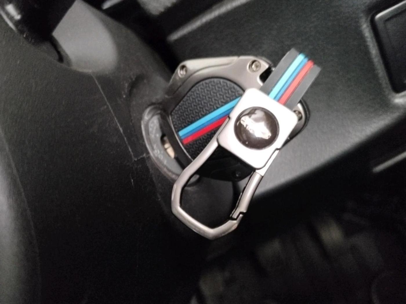 2022 Maruti Vitara Brezza LXI, Petrol, Manual, 31,381 km, interior