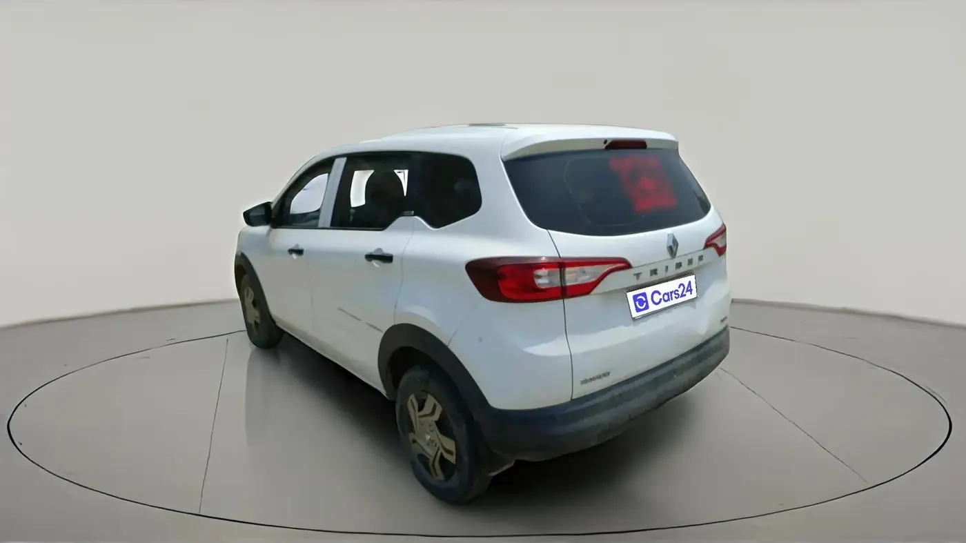 2019 Renault TRIBER RXE MT, Petrol, Manual, 35,588 km, exterior