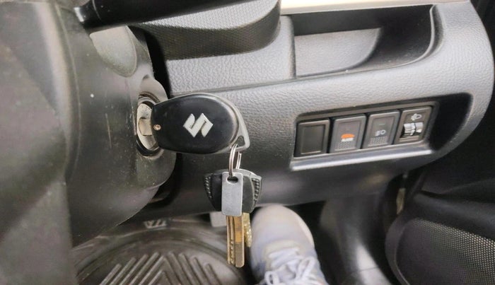 2012 Maruti Swift VXI, Petrol, Manual, 87,329 km, interior