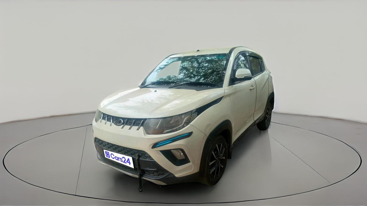 2017 Mahindra KUV 100 NXT K8 P 6 STR, CNG, Manual, 1,41,416 km, exterior