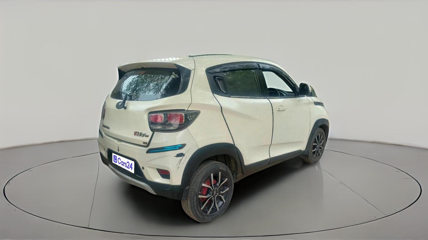 2017 Mahindra KUV 100 NXT K8 P 6 STR, CNG, Manual, 1,41,416 km, exterior