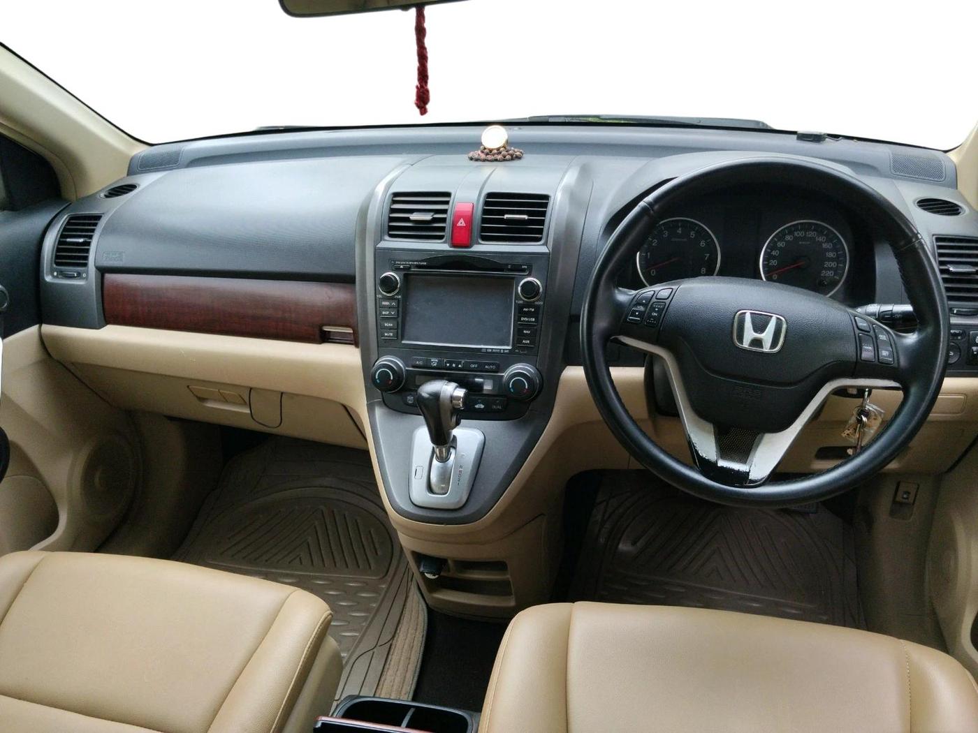 2012 Honda CRV 2.0L 4WD AT, Petrol, Automatic, 1,39,557 km, interior
