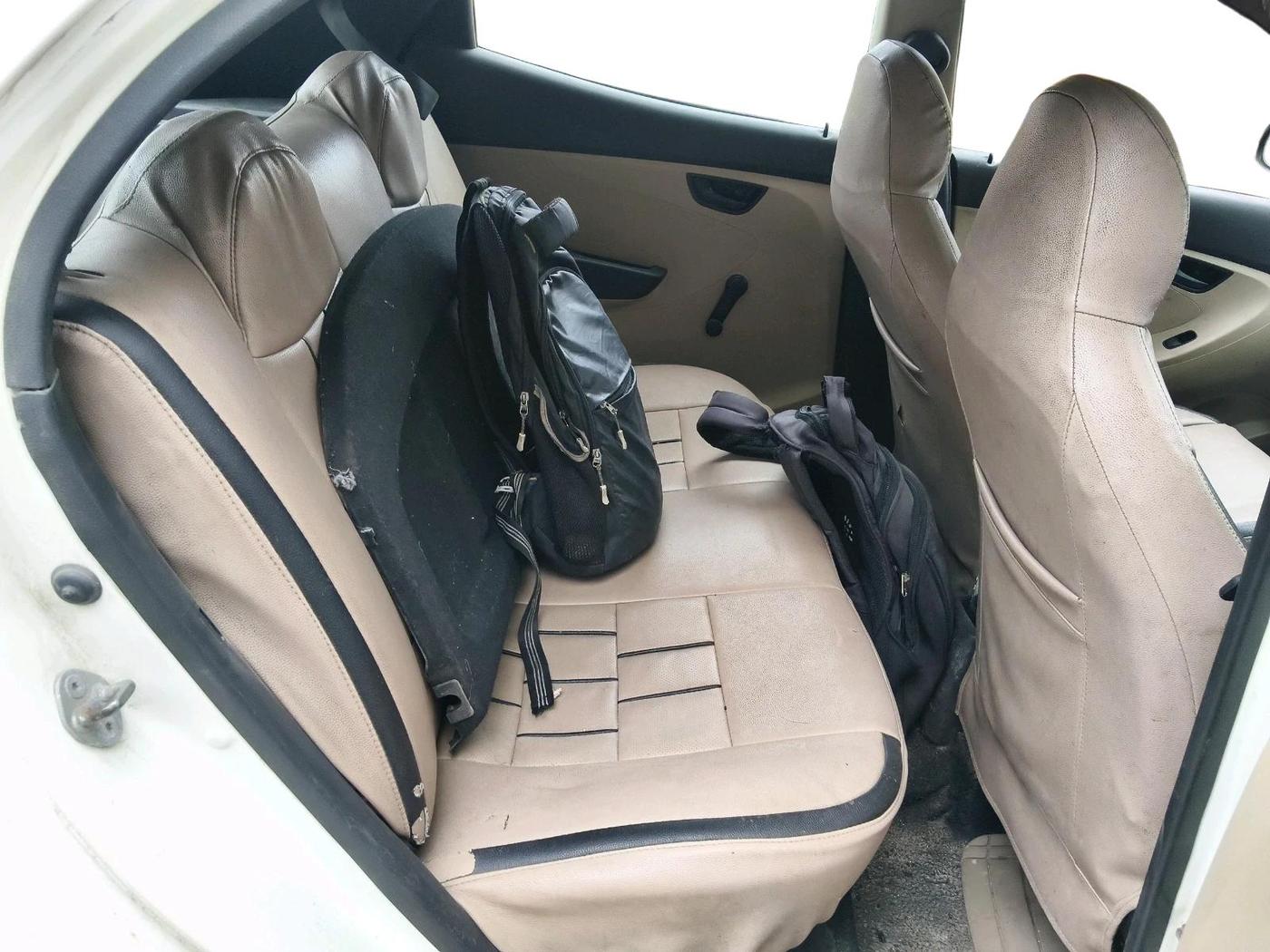 2013 Hyundai Eon MAGNA +, Petrol, Manual, 42,595 km, interior