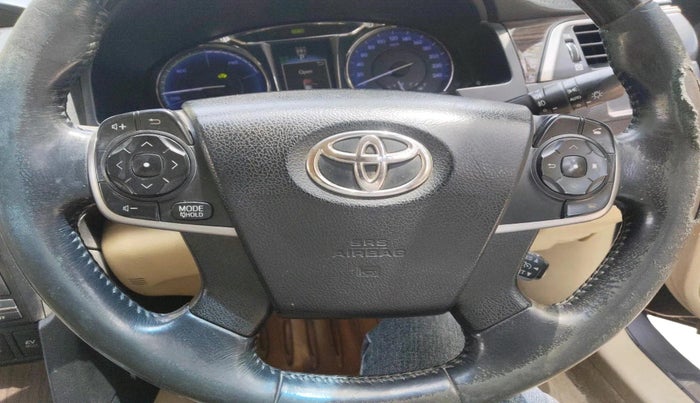2016 Toyota Camry HYBRID, Hybrid, Automatic, 1,26,762 km, interior
