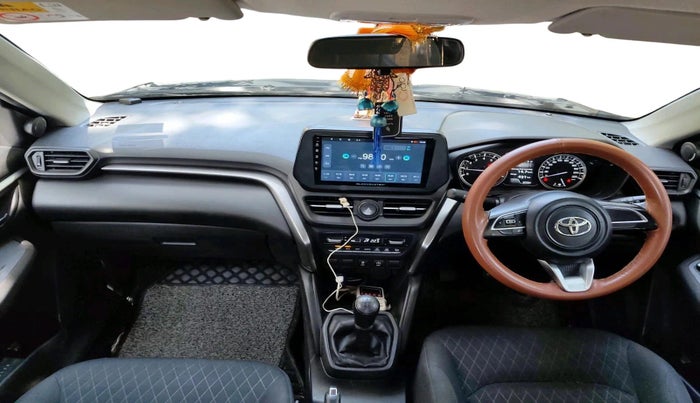 2023 Toyota URBAN CRUISER HYRYDER E NEO DRIVE, Petrol, Manual, 57,003 km, interior