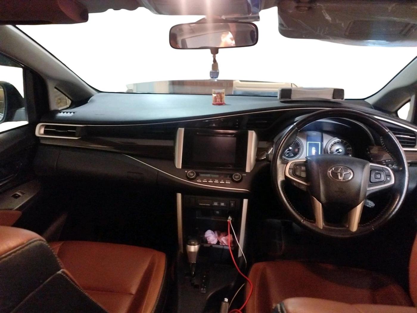 2020 Toyota Innova Crysta 2.4 ZX AT 7 STR, Diesel, Automatic, 60,082 km, interior