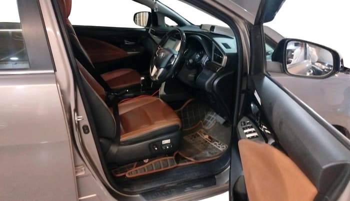 2020 Toyota Innova Crysta 2.4 ZX AT 7 STR, Diesel, Automatic, 60,082 km, interior