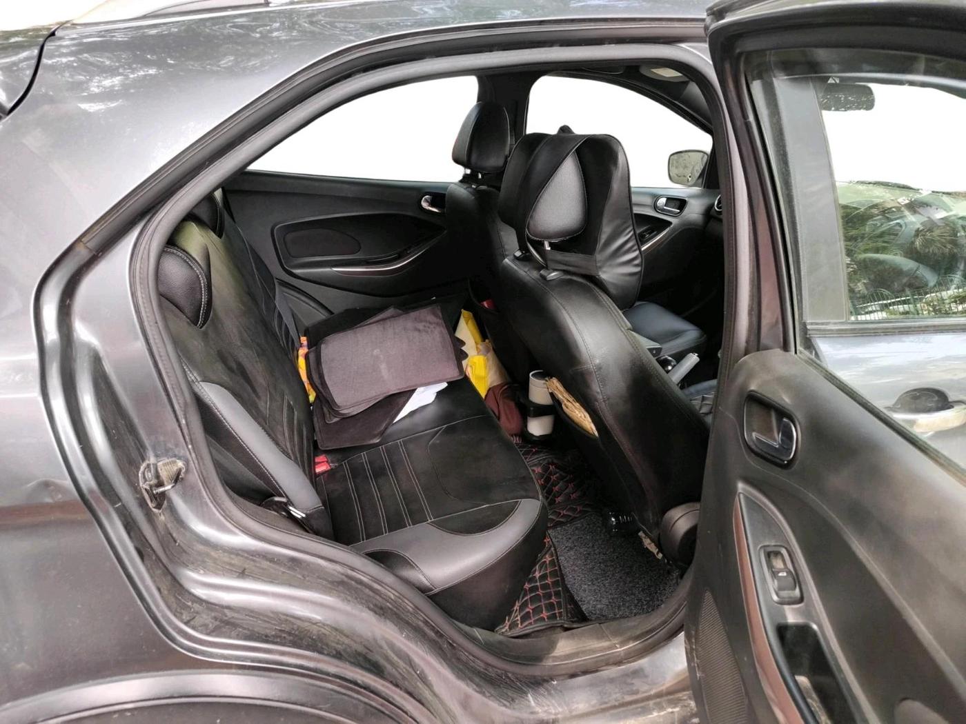 2018 Ford FREESTYLE TITANIUM 1.2 PETROL, CNG, Manual, 95,273 km, interior