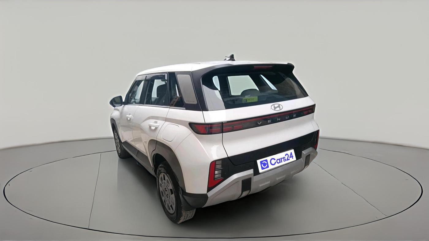 2026 Hyundai VENUE HX 5 1.2 Petrol MT, Petrol, Manual, 6,166 km, exterior