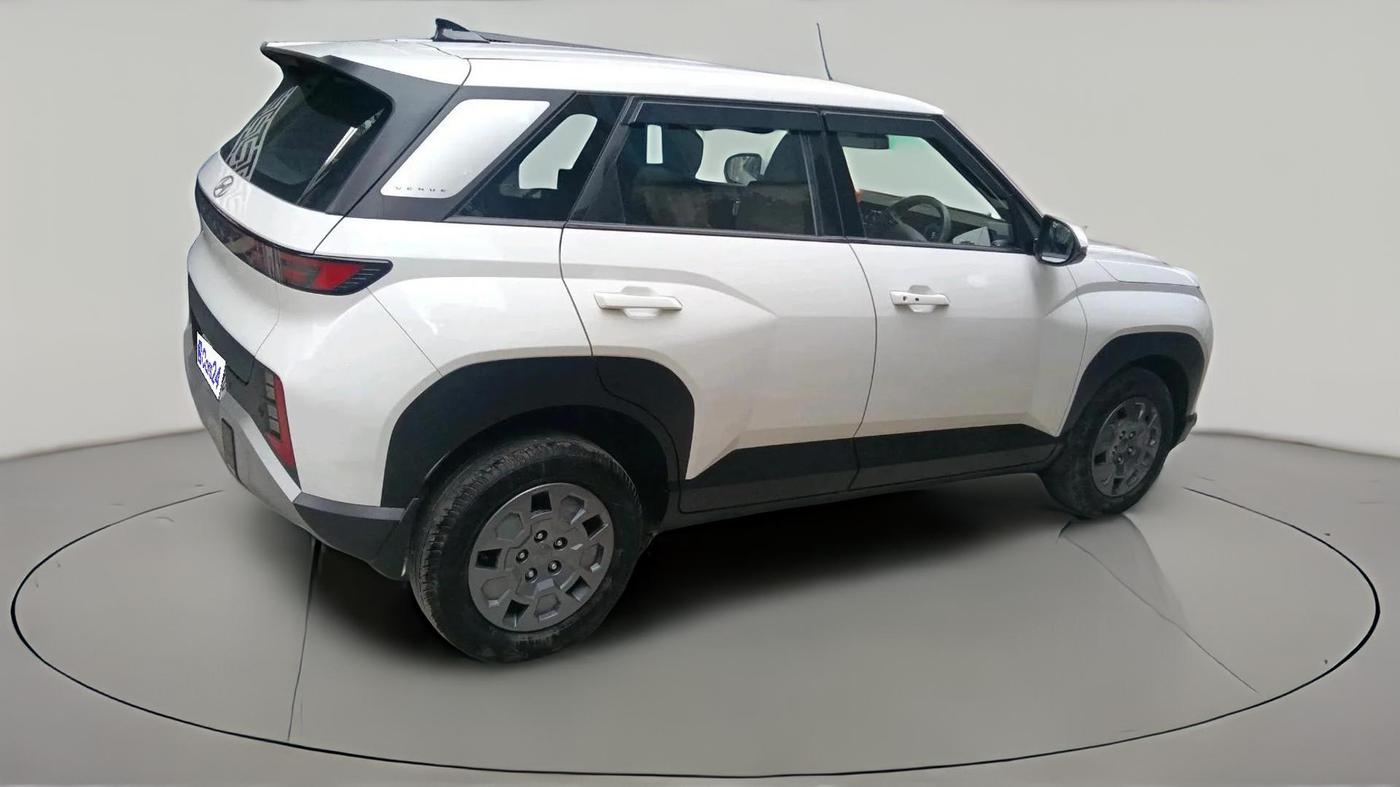 2026 Hyundai VENUE HX 5 1.2 Petrol MT, Petrol, Manual, 6,166 km, exterior