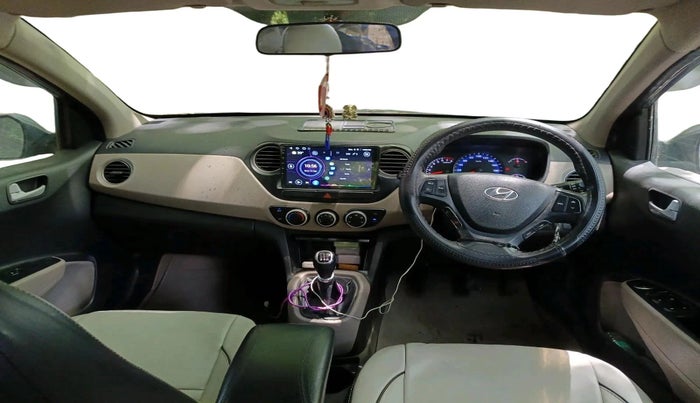 2014 Hyundai Xcent S (O) 1.2, Petrol, Manual, 1,64,901 km, interior